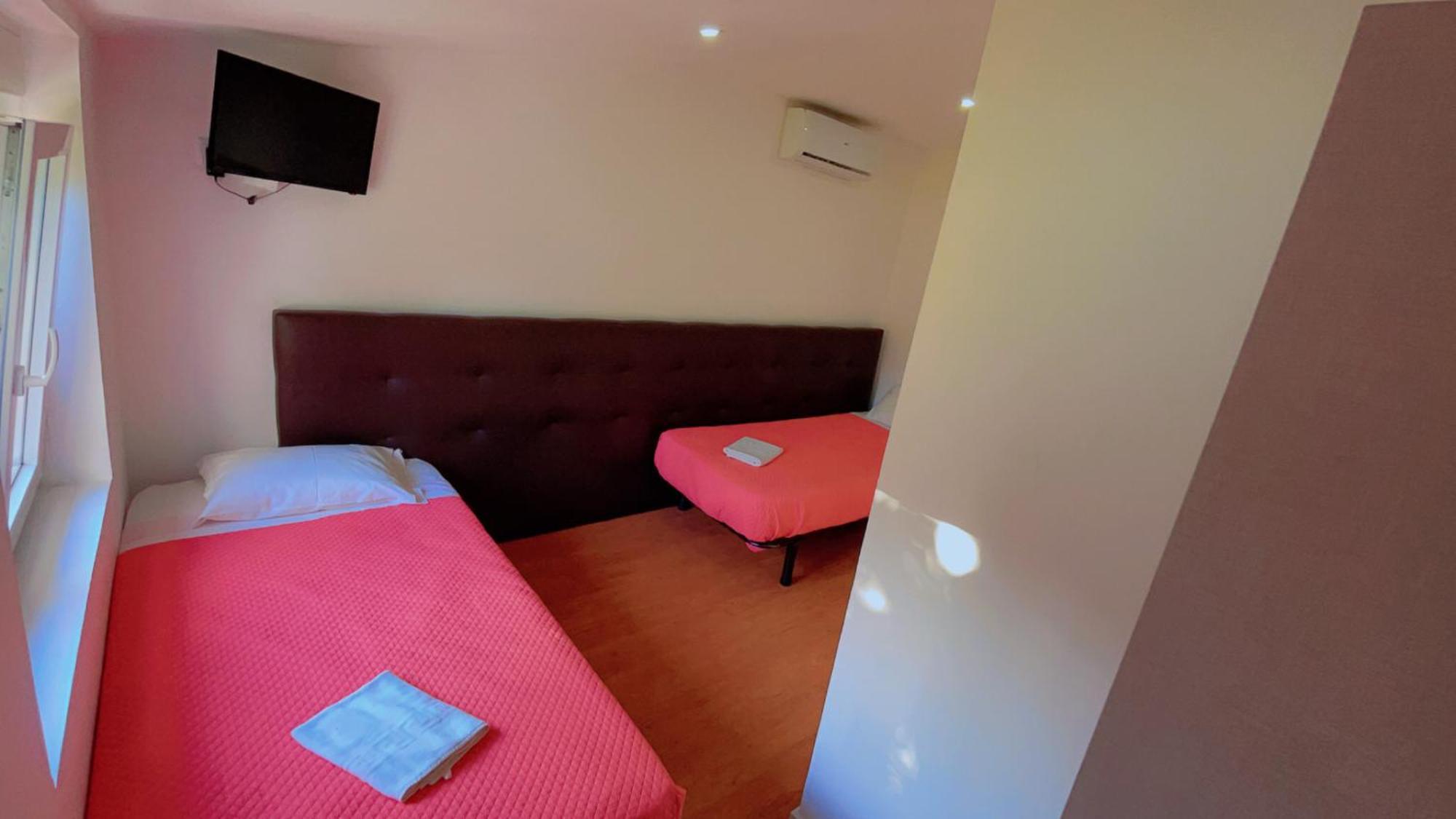 Jantesta Guest House โกอิมบรา ภายนอก รูปภาพ